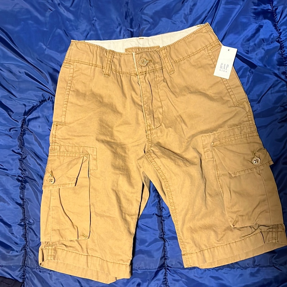 Gap New Boy short size 10